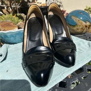 Tods Lulu Driver Style Penny Heel Pumps Size 38 EU size 8 US